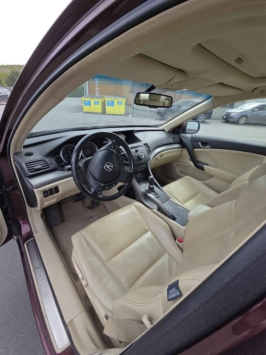 2010 Acura TSX 2nd Gen - Image 10 of 15
