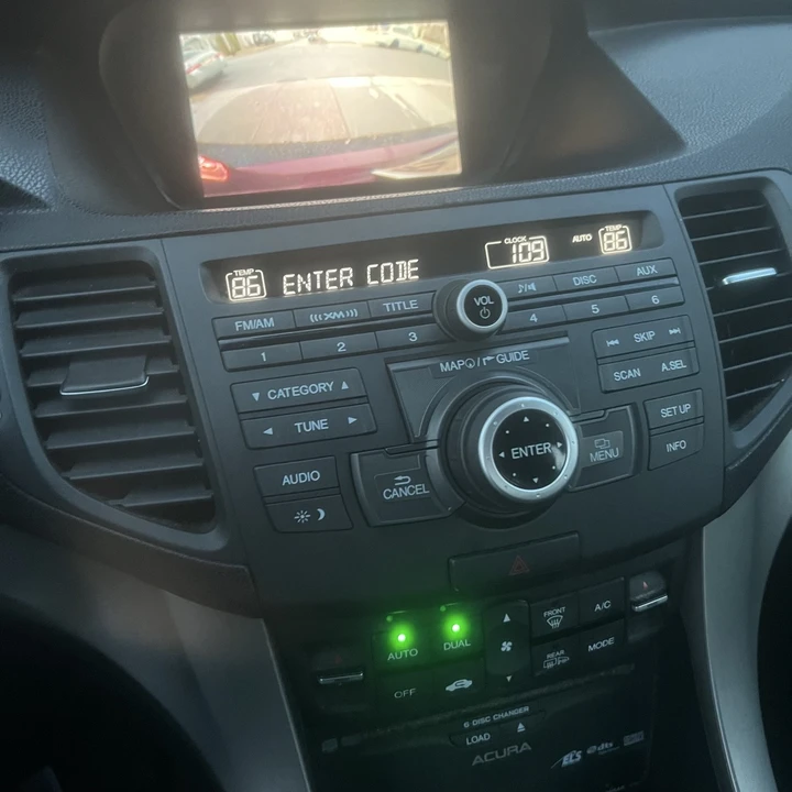2010 Acura TSX 2nd Gen - Image 13 of 15
