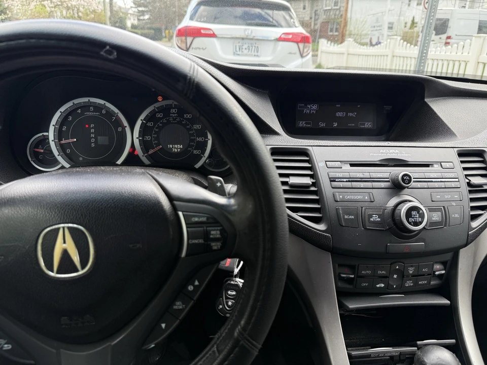 2010 Acura TSX 2nd Gen - Image 11 of 12