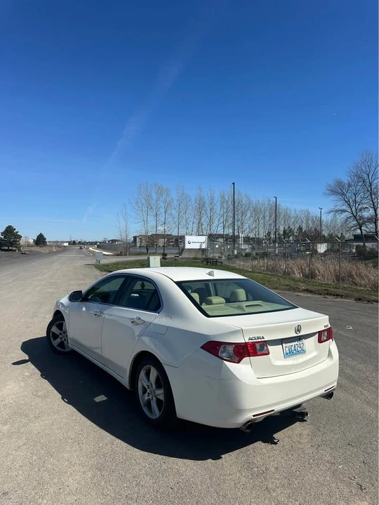 2010 Acura TSX 2nd Gen - Image 5 of 15