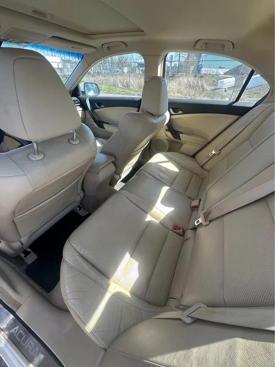 2010 Acura TSX 2nd Gen - Image 10 of 15