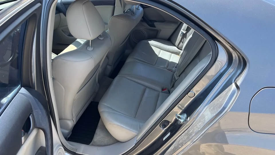 2010 Acura TSX 2nd Gen - Image 10 of 11
