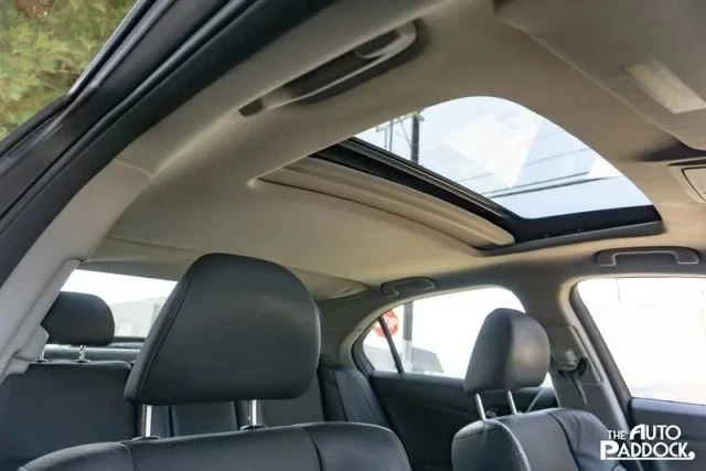 2010 Acura TSX 2nd Gen - Image 15 of 21
