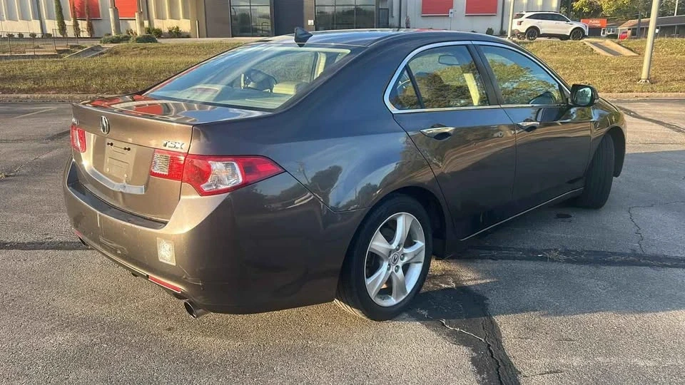 2010 Acura CL - Image 3 of 4