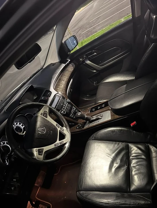 2010 Acura MDX 2nd Gen - Image 4 of 11