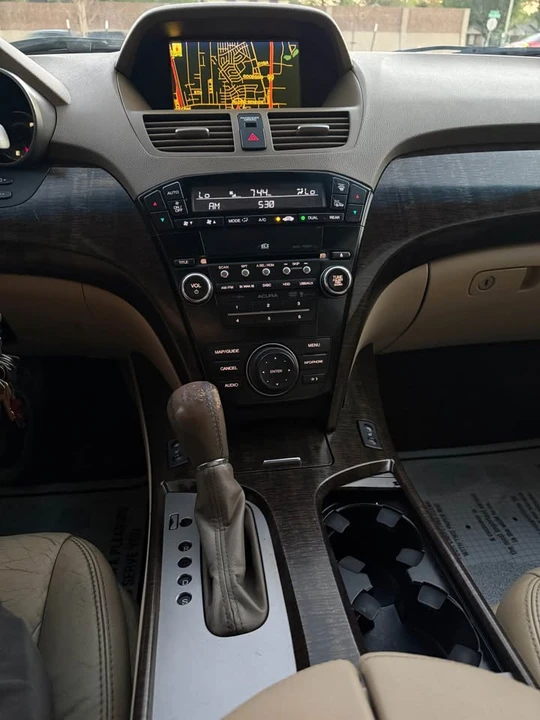 2010 Acura MDX 2nd Gen - Image 10 of 19