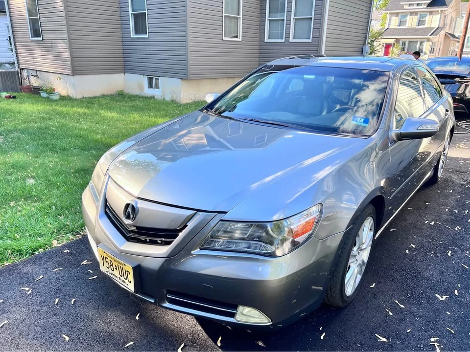 2010 Acura RL 2nd Gen - Image 4 of 9