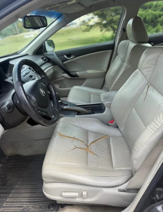 2010 Acura TSX 2nd Gen - Image 10 of 11