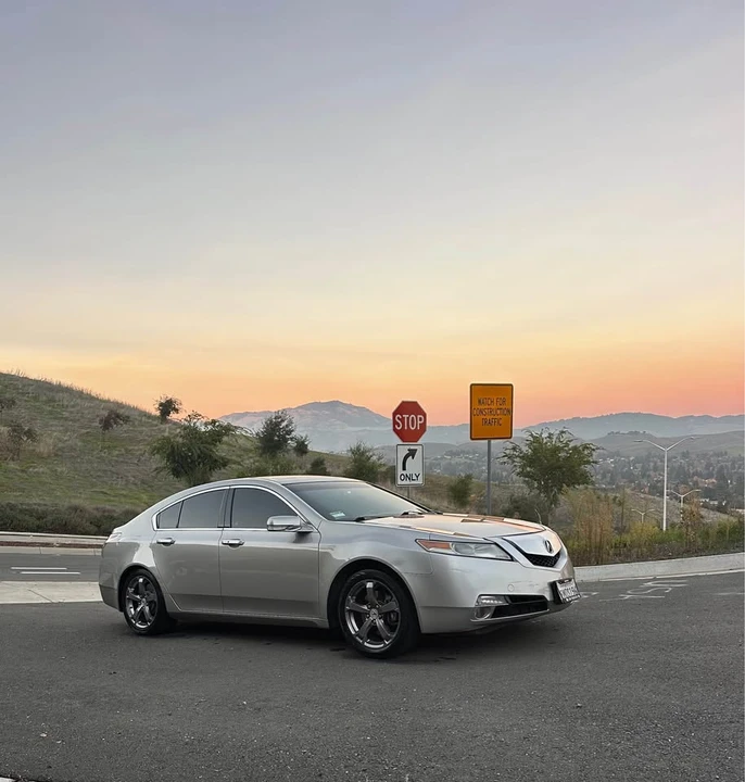 2010 Acura TL 4th Gen - Image 3 of 11