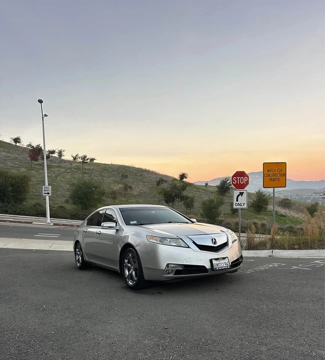2010 Acura TL 4th Gen - Image 2 of 11