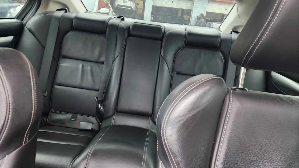 2010 Acura TL 4th Gen - Image 15 of 20