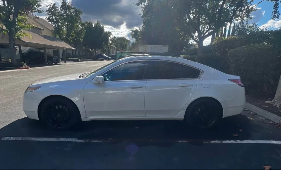 2010 Acura TL 4th Gen - Image 2 of 9