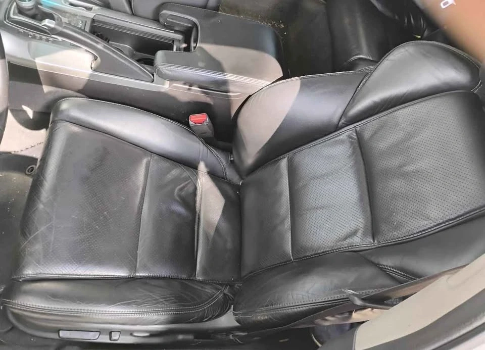 2010 Acura TL 4th Gen - Image 3 of 10
