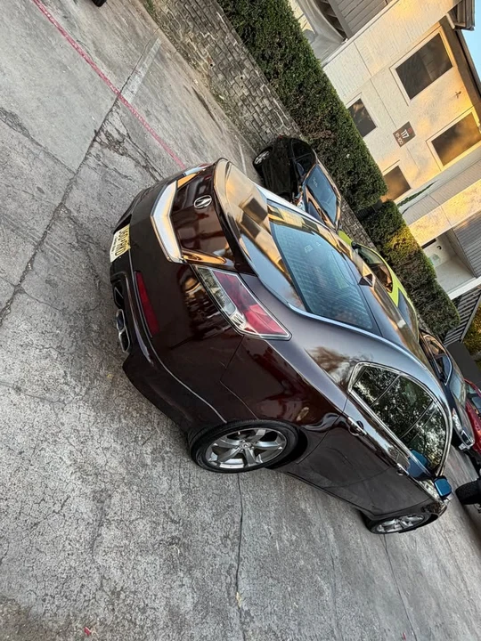 2010 Acura TL 4th Gen - Image 3 of 11