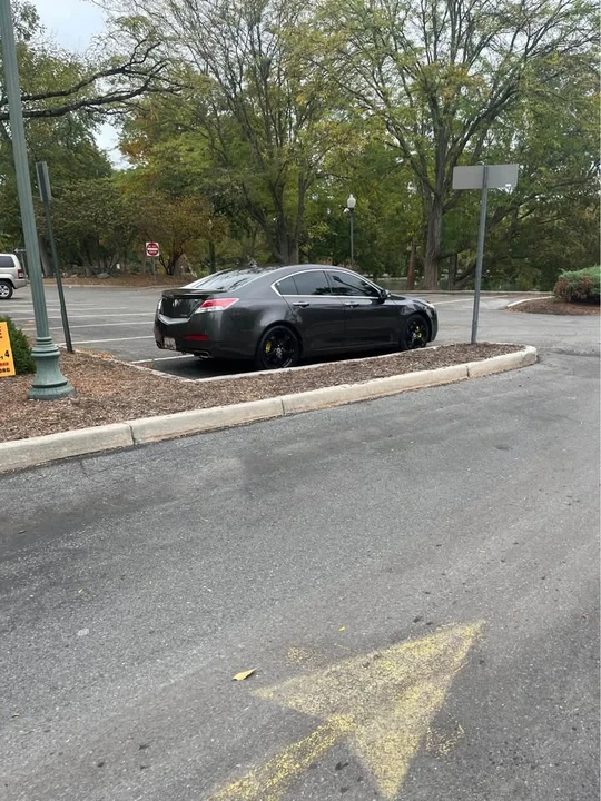 2010 Acura TL 4th Gen - Image 2 of 3