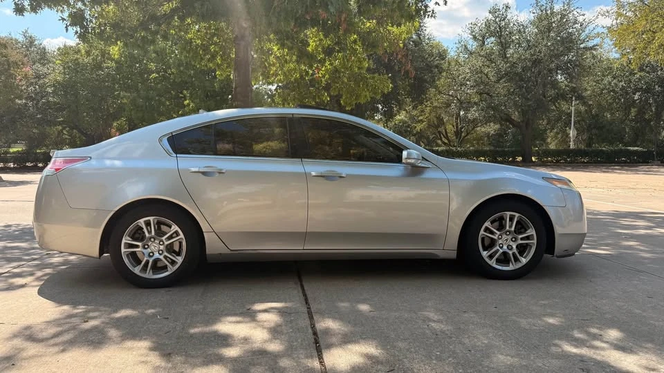 2010 Acura TL 4th Gen - Image 2 of 19