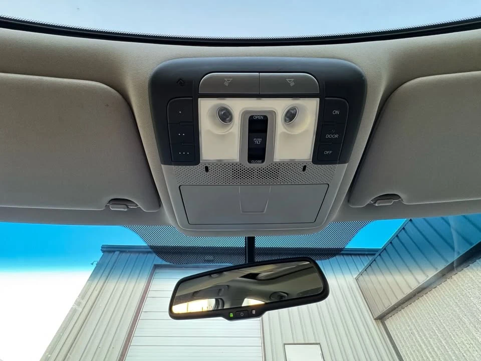 2010 Acura TL 4th Gen - Image 16 of 20