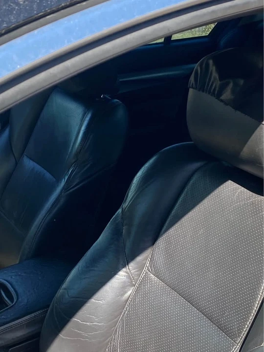 2010 Acura TL 4th Gen - Image 4 of 8