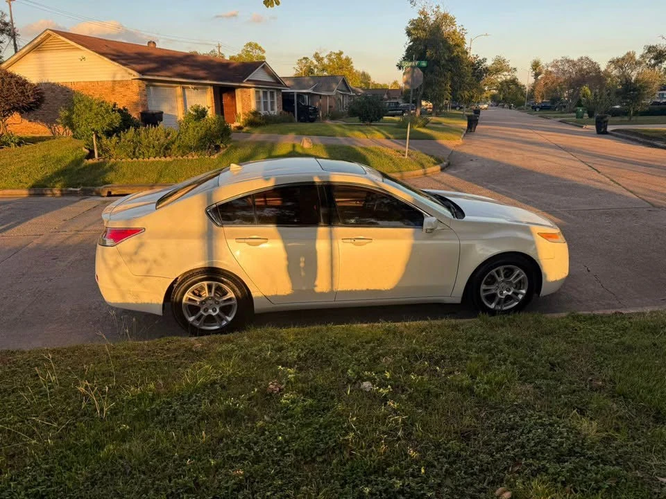 2010 Acura TL 4th Gen - Image 4 of 17