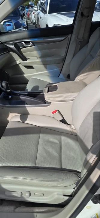 2010 Acura TL 4th Gen - Image 10 of 16