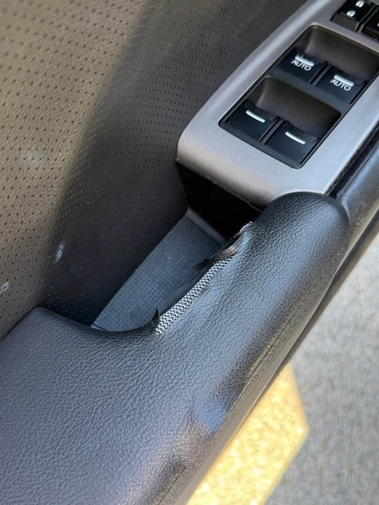 2010 Acura TLX - Image 14 of 19