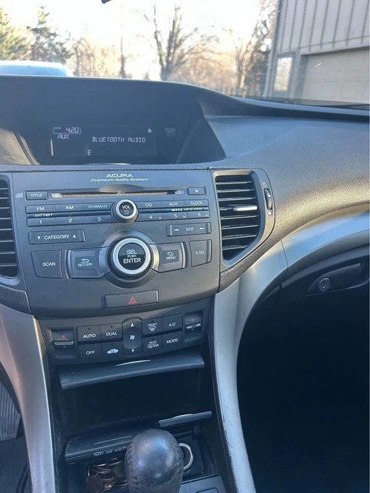 2010 Acura TSX 2nd Gen - Image 7 of 11