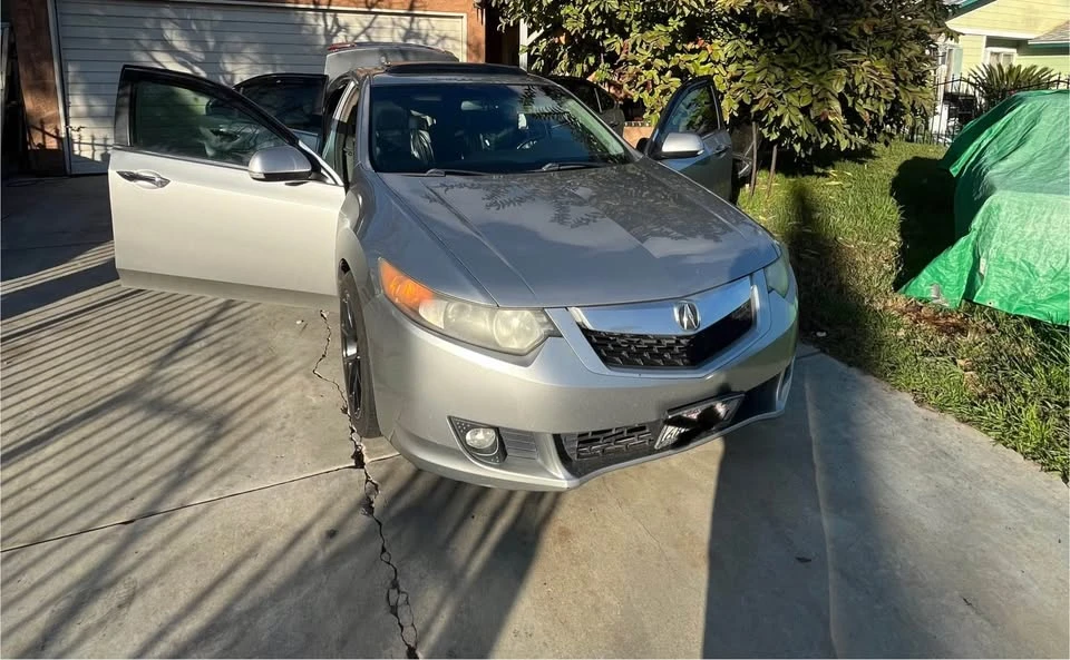 2010 Acura TSX 2nd Gen - Image 2 of 20