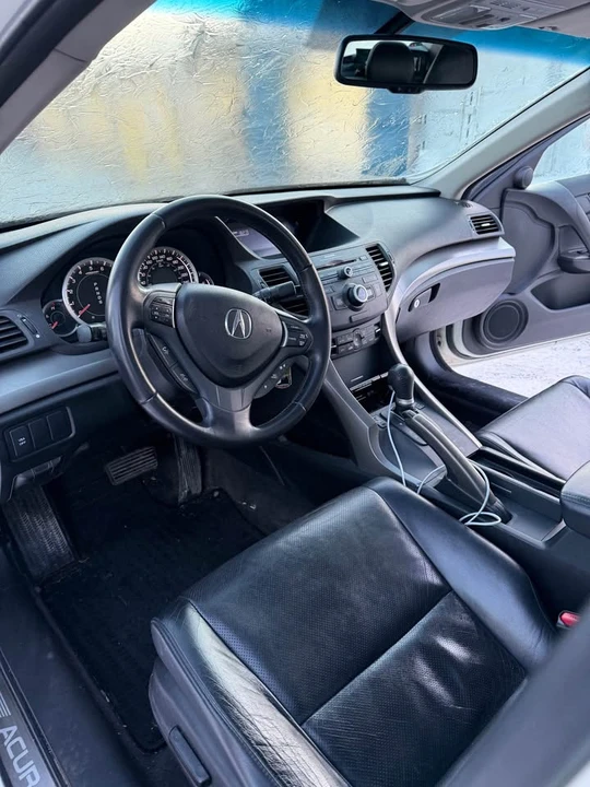 2010 Acura TSX 2nd Gen - Image 5 of 8