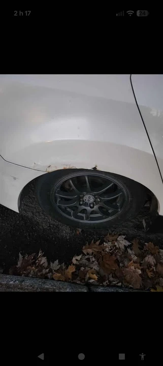 2010 Acura TSX 2nd Gen - Image 11 of 17