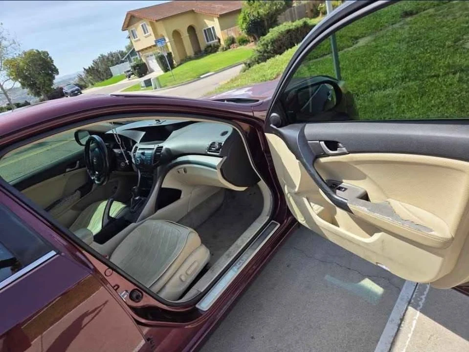 2010 Acura TSX 2nd Gen - Image 6 of 8