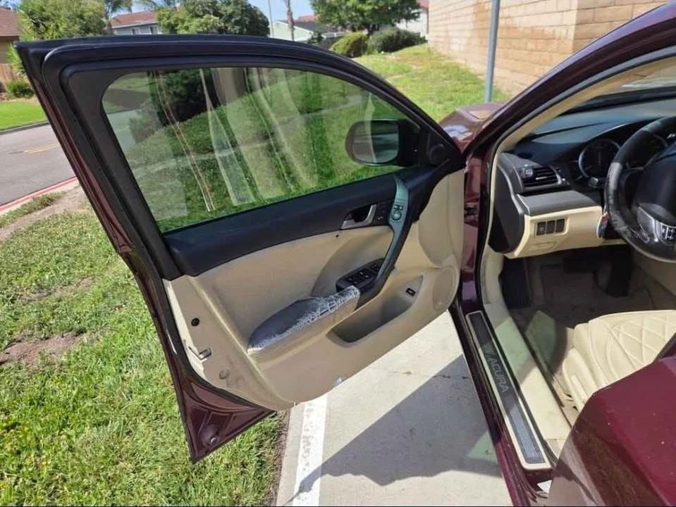 2010 Acura TSX 2nd Gen - Image 7 of 8