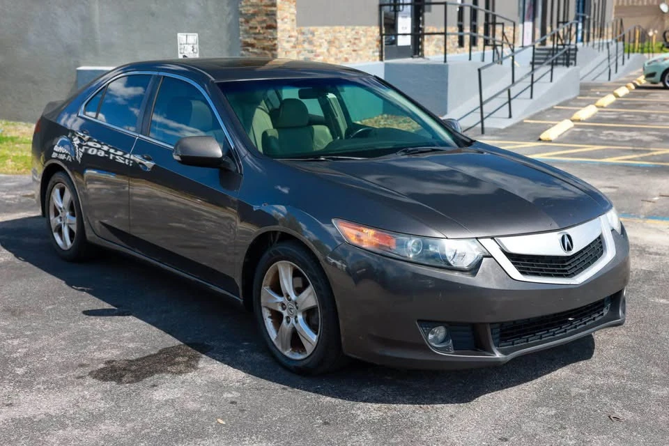2010 Acura TSX 2nd Gen - Image 4 of 14