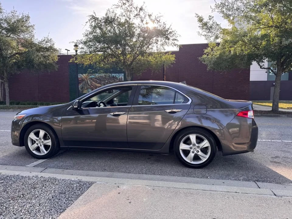 2010 Acura TSX 2nd Gen - Image 4 of 15