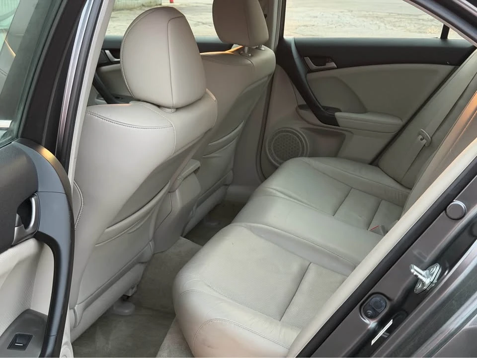 2010 Acura TSX 2nd Gen - Image 13 of 19
