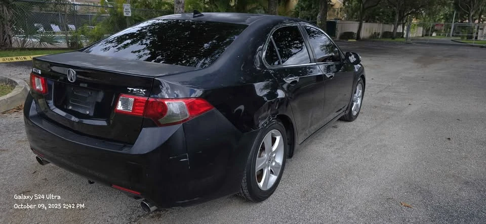 2010 Acura TSX 2nd Gen - Image 4 of 17