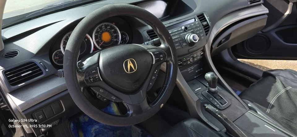 2010 Acura TSX 2nd Gen - Image 10 of 17