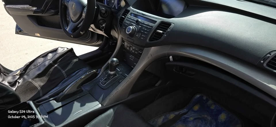 2010 Acura TSX 2nd Gen - Image 15 of 17