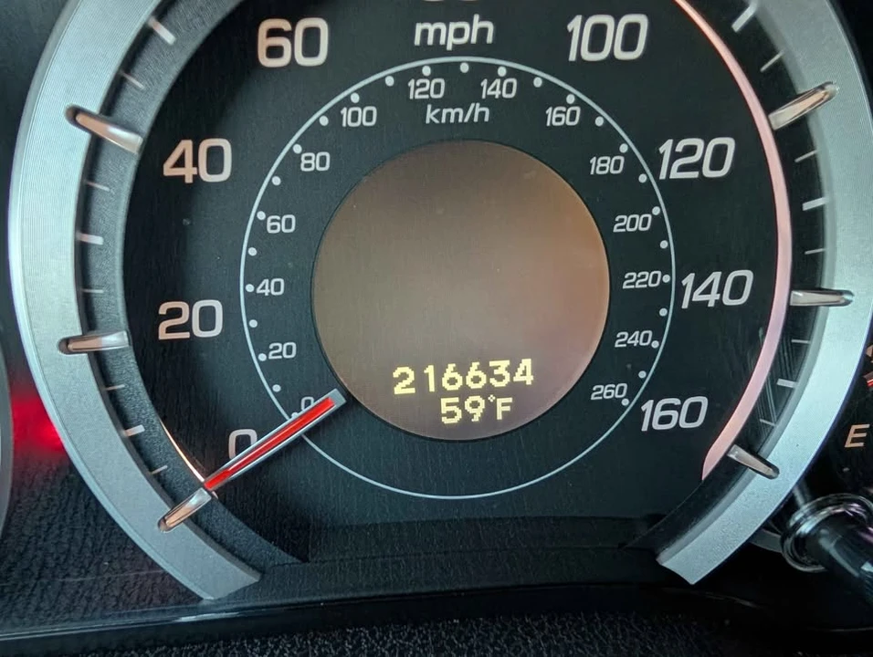 2010 Acura TSX 2nd Gen - Image 10 of 12