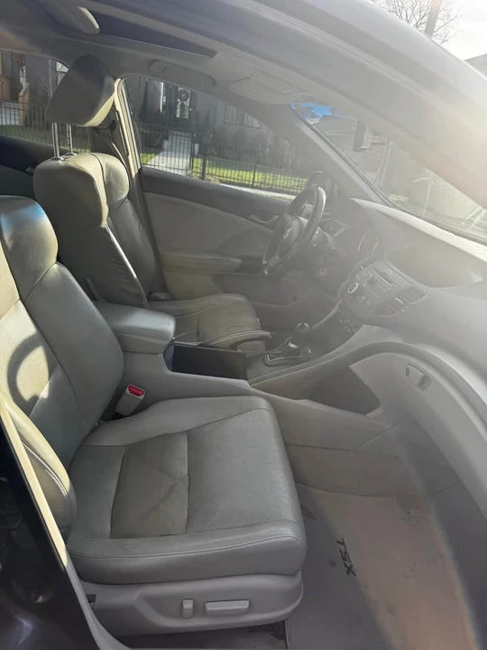 2010 Acura TSX 2nd Gen - Image 7 of 9