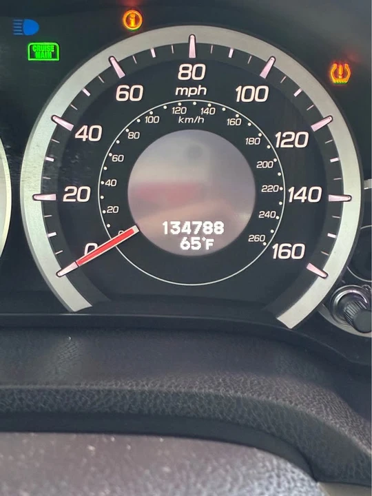 2010 Acura TSX 2nd Gen - Image 2 of 17