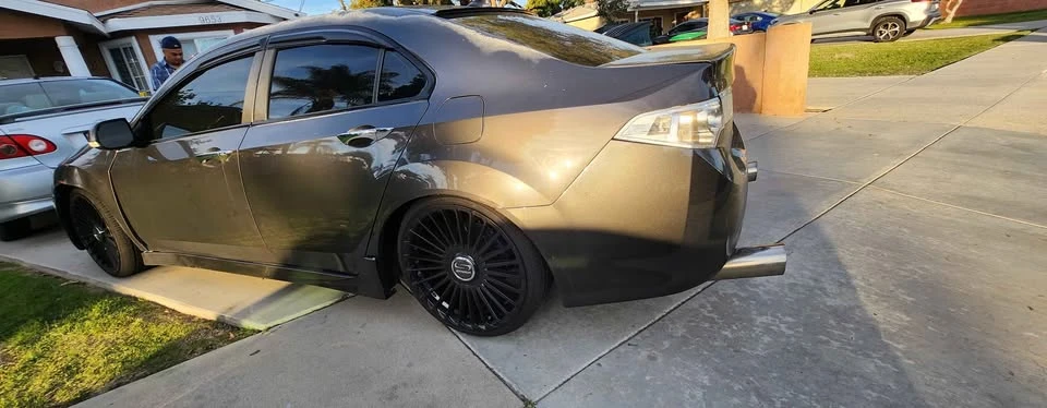 2010 Acura TSX 2nd Gen - Image 4 of 5