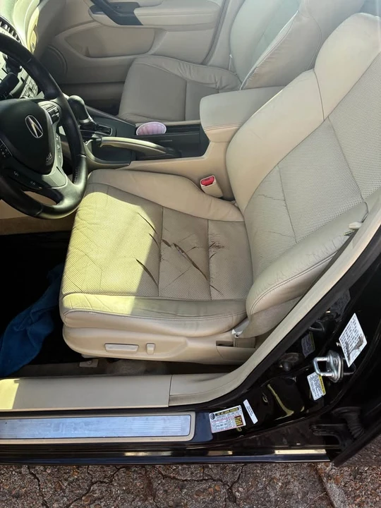 2010 Acura TSX 2nd Gen - Image 16 of 17