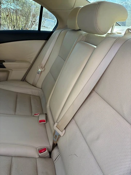 2010 Acura TSX 2nd Gen - Image 14 of 17