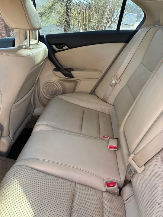 2010 Acura TSX 2nd Gen - Image 15 of 17