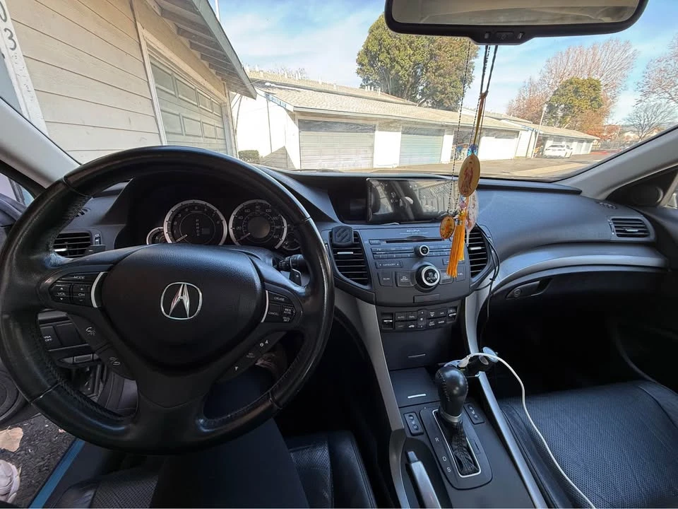 2010 Acura TSX 2nd Gen - Image 2 of 11