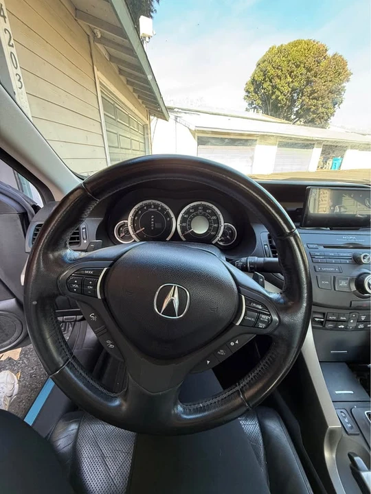 2010 Acura TSX 2nd Gen - Image 10 of 11
