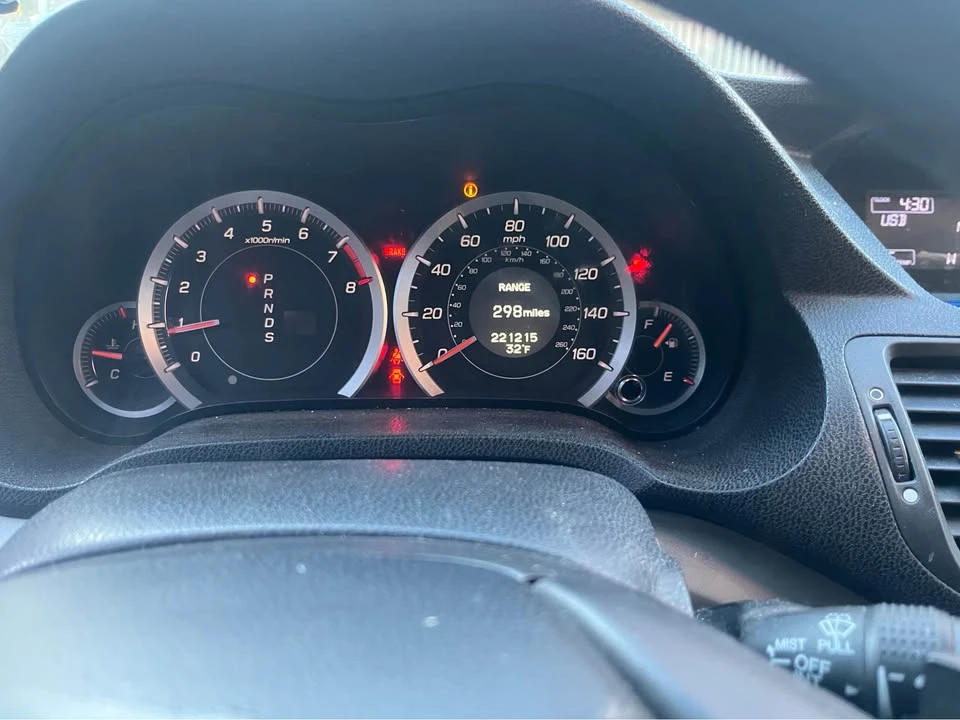 2010 Acura TSX 2nd Gen - Image 5 of 5