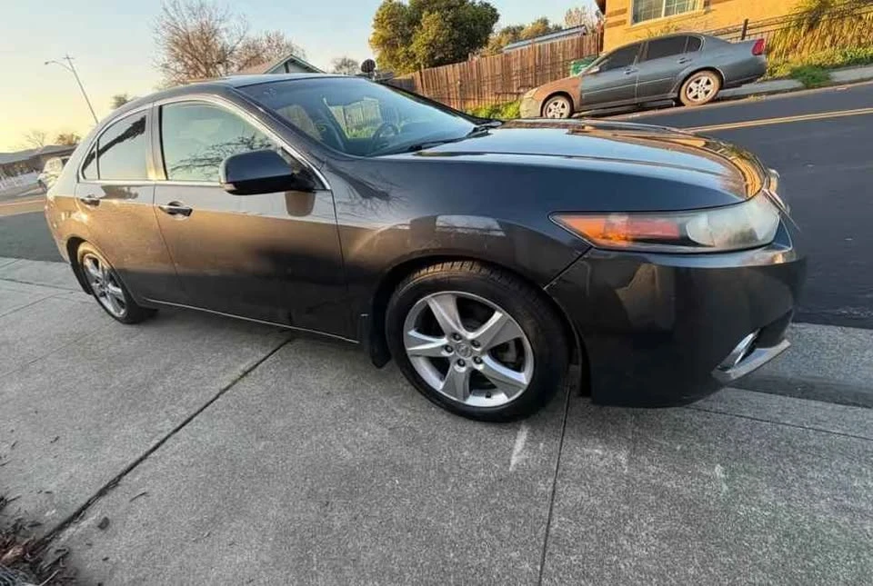 2010 Acura TSX 2nd Gen - Image 2 of 7