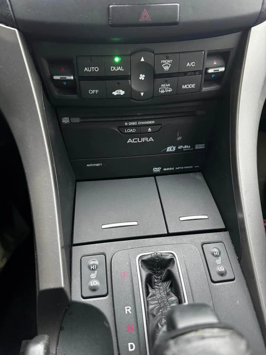 2010 Acura TSX 2nd Gen - Image 10 of 11