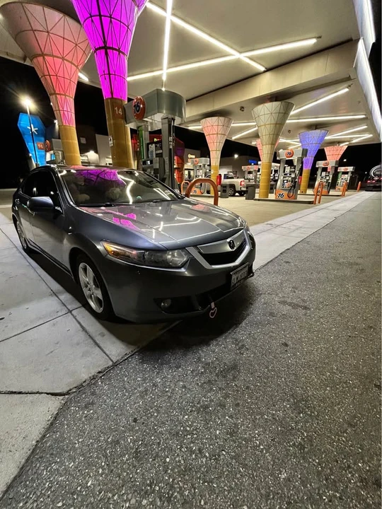 2010 Acura TSX 2nd Gen - Image 2 of 3